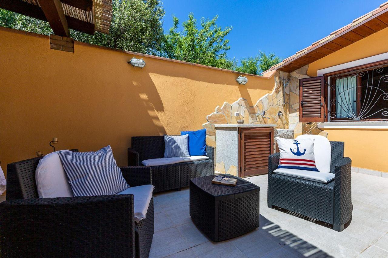 Annette'S House - Wonderful Holiday Apartment Villasimius Exterior photo